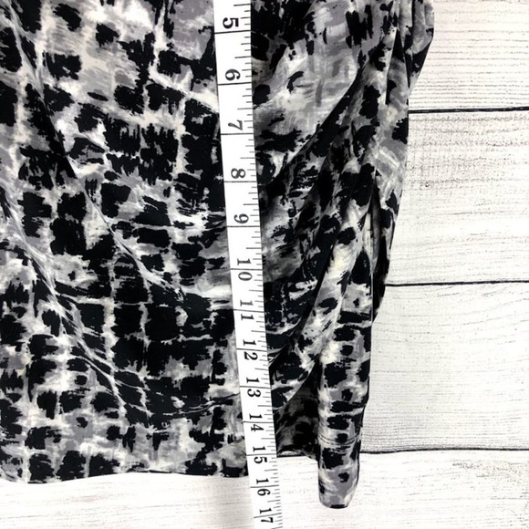 BCBGMaxAzria Black & White Leopard Print Wrap Mini Skirt - Picture 9 of 9